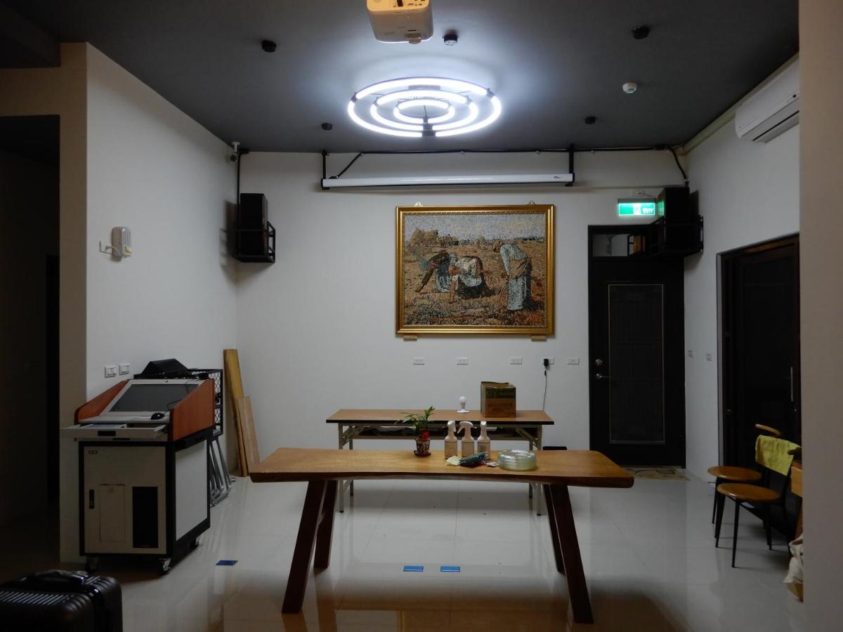 Happy Wing Guesthouse 花蓮市 エクステリア 写真